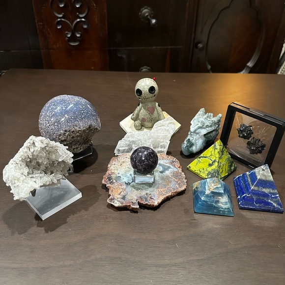 Lepidolite Sphere - Picture 1 of 4